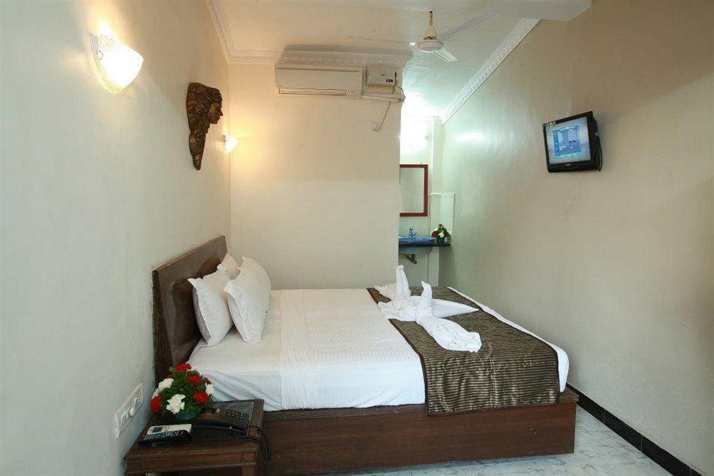 Hotel Lucky Star Colva Exterior foto